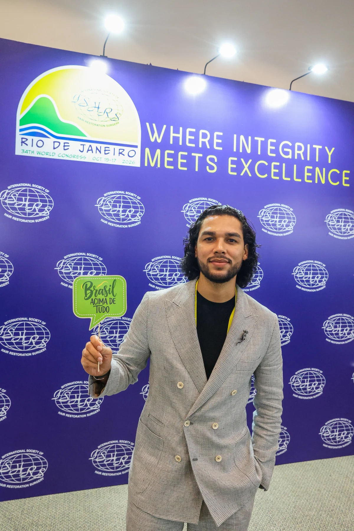 Dr. Jhanes Calcaño S. · Congreso Mundial de la ISHRS · Río de Janeiro, Brasil · 2026.